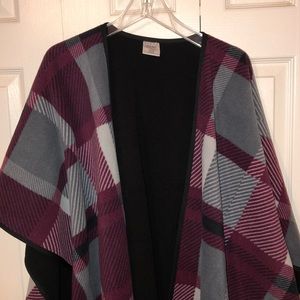 Plaid Serra shawl/wrap with toggle buttons